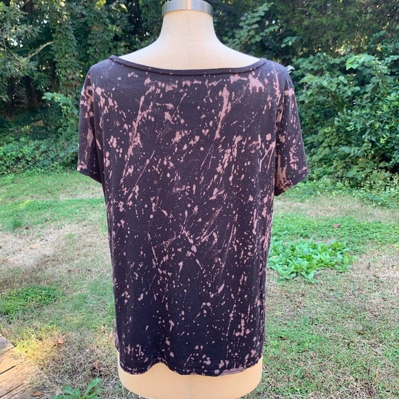 Splatter Bleached Outer Space Graphic Tee - Picture 4 of 4